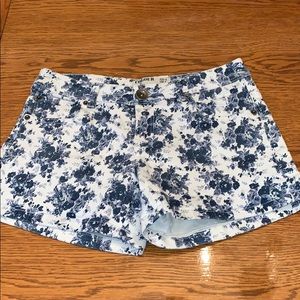 Colour Short Shorts Size 6 Worn Once EUC 2% Stretch